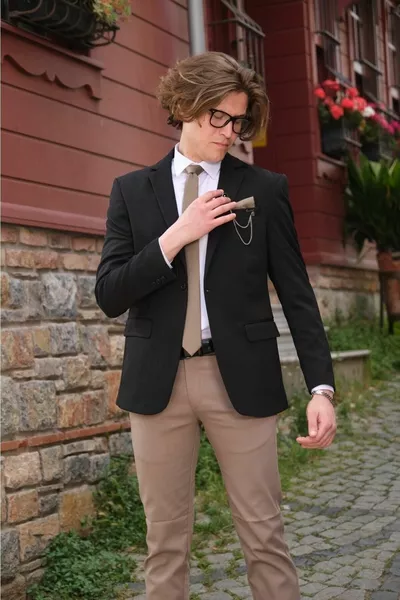 Приталенный пиджак