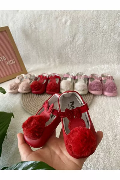 Ballerines festives pour bébé avec pompons et ours en peluche (CHAUSSURES DE PRÉ-MARCHE)