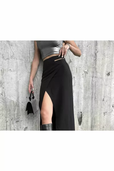 Zwarte taille met gedetailleerde splitrok