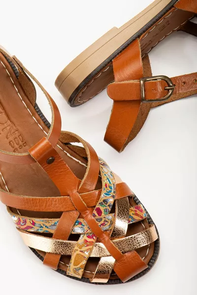  Tan garni orthopädische Damensandalen aus echtem Leder