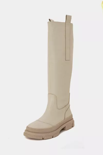 نعل سميك مظهر رياضي اللون البيج أحذية نسائية