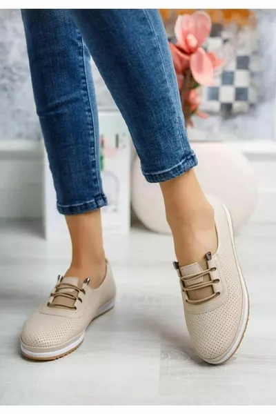 أحذية أمي نسائية مثقبة