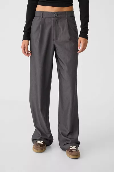 Pantaloni classici dalla vestibilità dritta