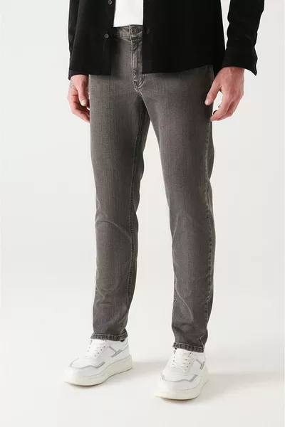 Graue gewalkte Jeans aus gewaschenem Lycra für Herren 
