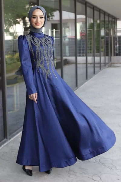 Robe de soirée détaillée avec tampon sur le devant I ?ndigo