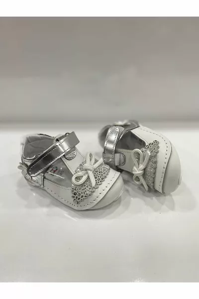 Очень легкая очень удобная натуральная кожа полностью ортопедическая детская обувь первого шага