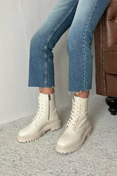 فيرجينا أحذية بريدية جلدية أصلية للسيدات بيج