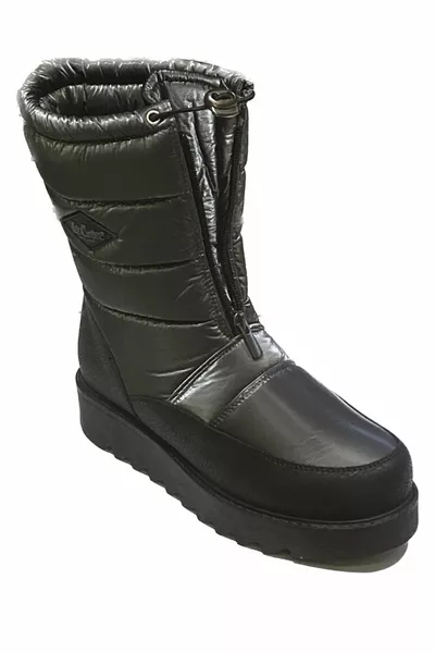  Schneestiefel aus Pelz