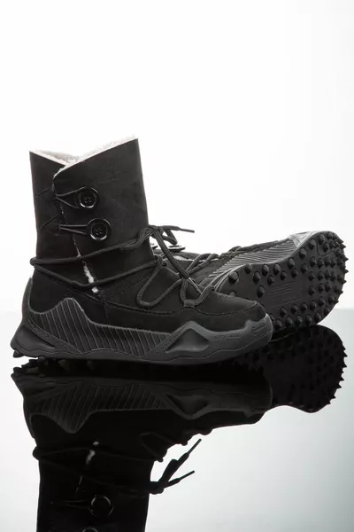 المرأة عارضة Nubuck الجلود الثلج الجوارب Bootie البريدية عدم الانزلاق الوحيد مع الفراء داخل أزرار والأربطة 