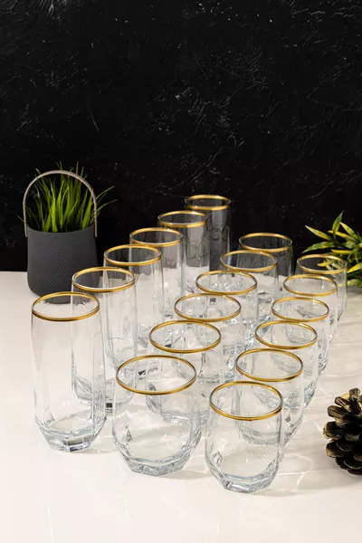 Set van glazen met gouden rand | , , cc
