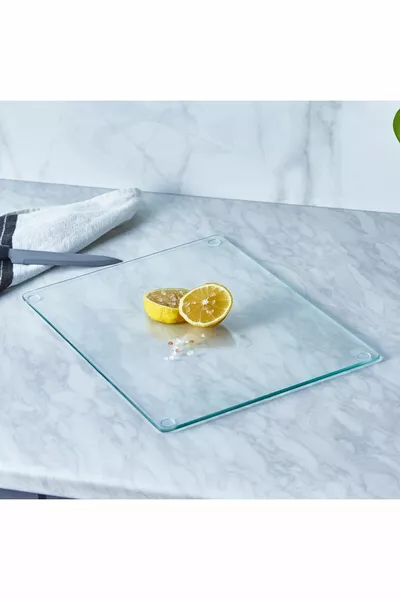 Şeffaf Temperli Cam Kesme Tahtası - Çizilmeye Dayanıklı, Isıya Dayanıklı, Kırılmaya Dayanıklı *