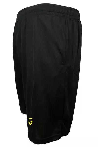 Спортивные шорты