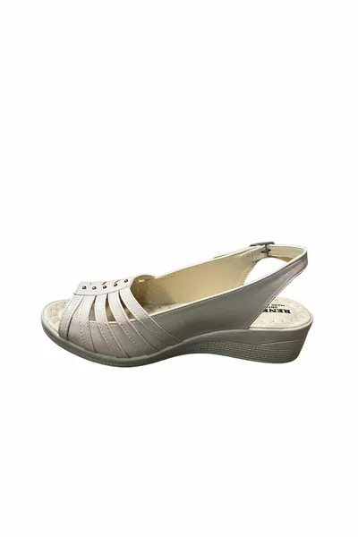 Женские босоножки на каблуке с подкладкой