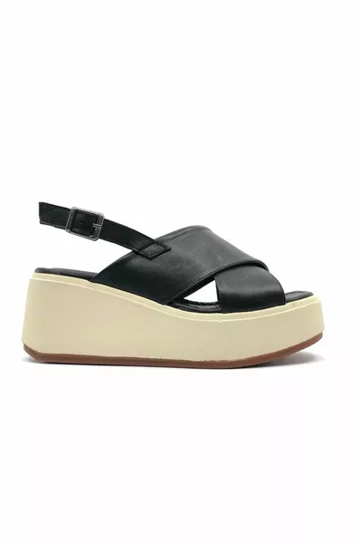 Footman  Натуральная кожа Женские босоножки на толстой подошве Черный