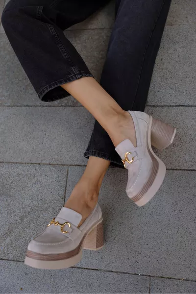 ميا حذاء نسائي بكعب عالي مع مشبك بيج سويدي