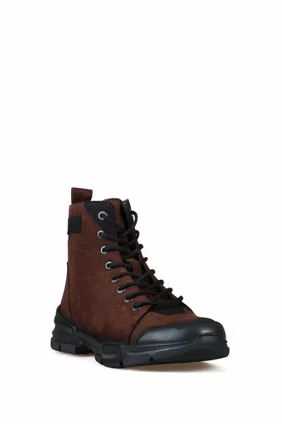 بون ام جزمة رجالية بنية اللون