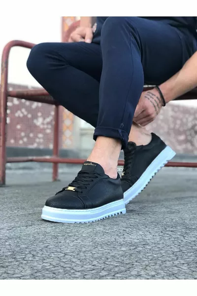 Feminine Touch  Nero Scarpe Casual Uomo