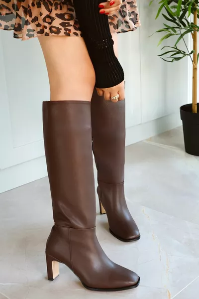 كيندا الكعب تحت الركبة حادة اصبع القدم سستة ماتي أحذية جلدية نسائية