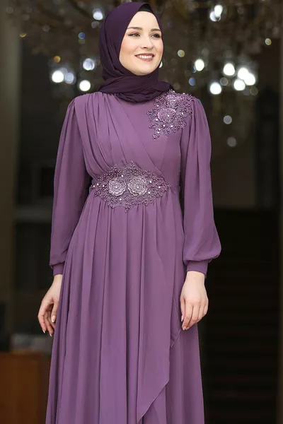 نيفرا مساء اللباس الخزامى