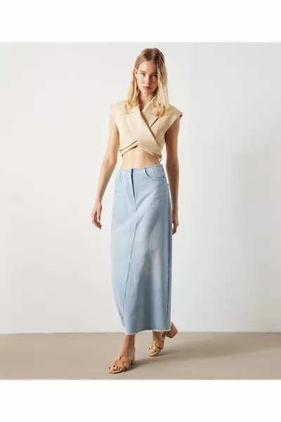 تنورة نيلي مفتوحة للسيدات