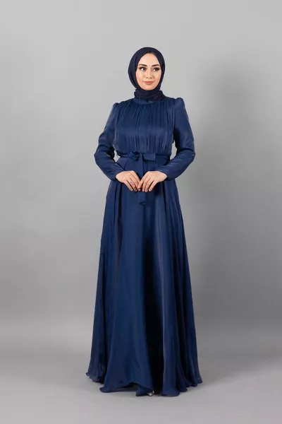 ديفا الصدر مطوي مساء اللباس الأزرق الداكن