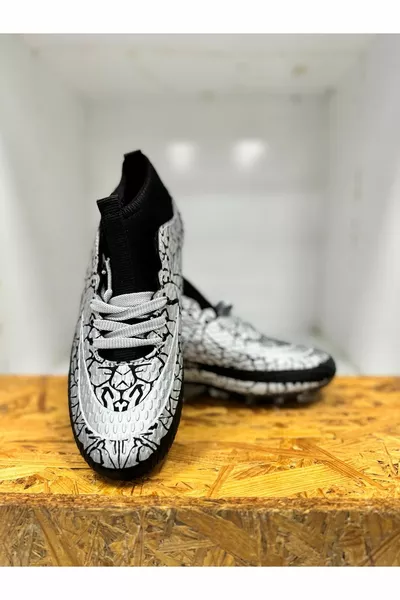 LION  SCHWARZ-SILBER SCHUHE MIT STOLLEN