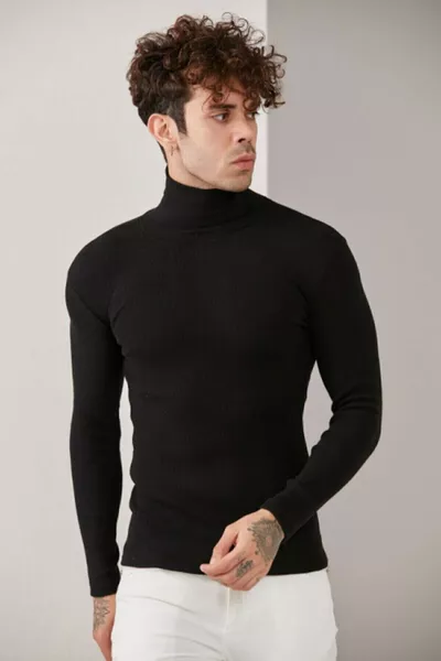 كنزة رجالية سوداء بياقة عالية من الليكرا