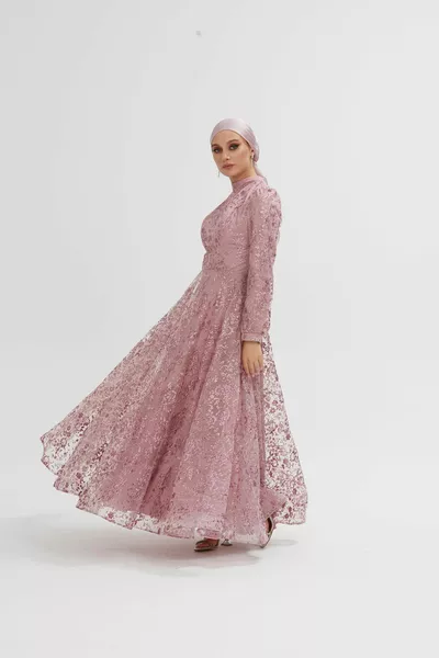 Abendkleider aus Glitzerspitze