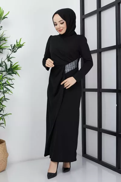 Dahlia Stone Crepe Evening Dress - Black