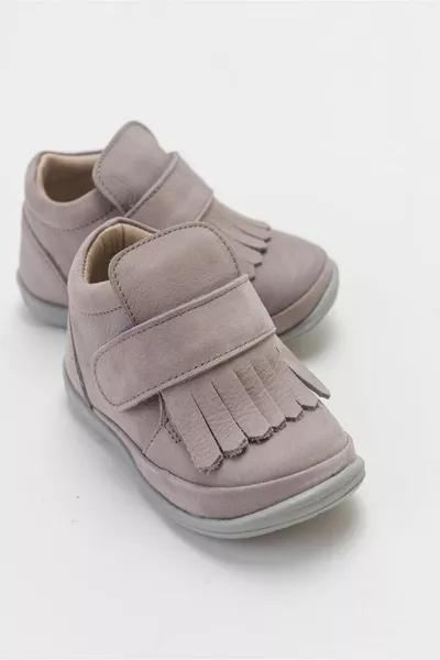 أحذية عادية من جلد طبيعي رمادي للأولاد بالخطوة الأولى