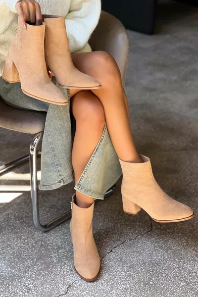 مونرو عارية من جلد الغزال سستة مفصلة أحذية نسائية بكعب عال