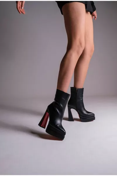 الجلد الأسود منصة مزدوجة تصميم مخصص أحذية نسائية أحذية موجو