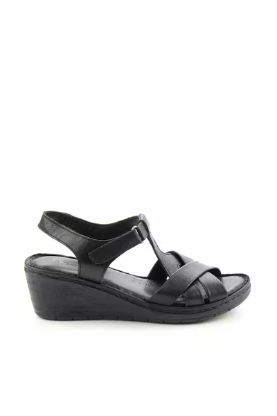 صنادل نسائية جلد طبيعي أسود 