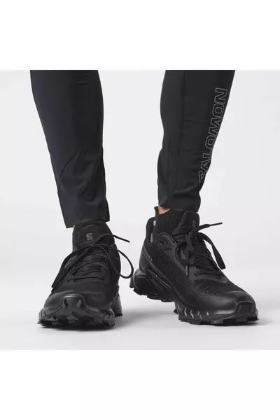 Мъжки черни обувки за бягане Alphacross 5 Goretex