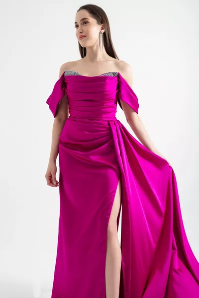 المرأة الأرجواني قارب طوق شق طويل الساتان مساء اللباس