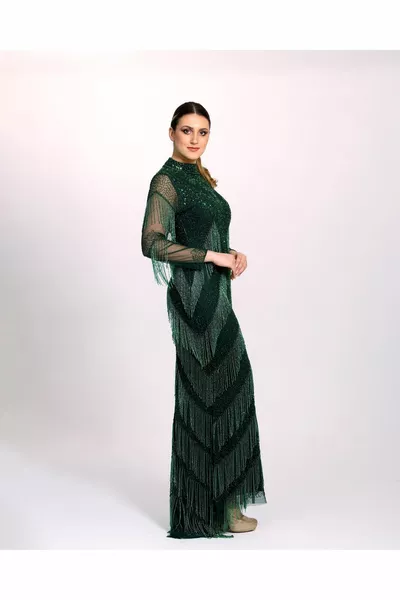 Peggy - فستان مطرز يدويا بشراشيب حجرية