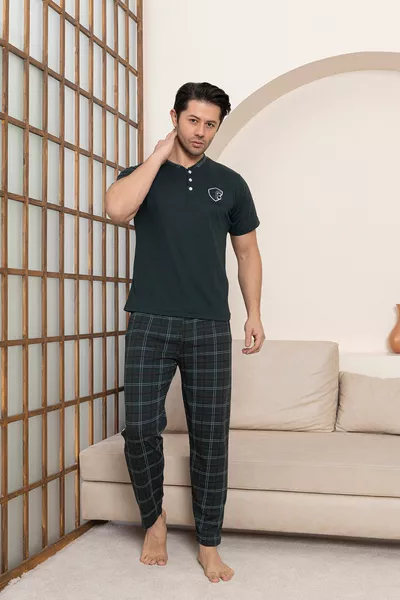 Мъжки памучен пижамен комплект с къси ръкави в зелено каре
