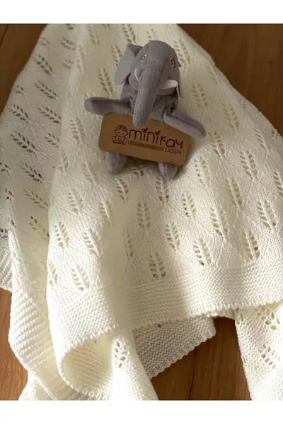 Ажурно плетено бебешко одеяло за новородено