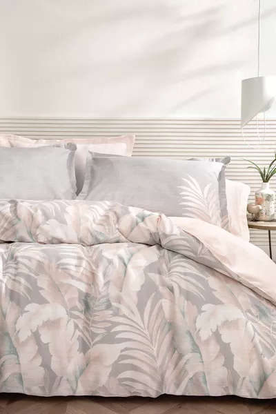 Комплект сатенени спални комплекти Beatrice за двойно легло - Пудра