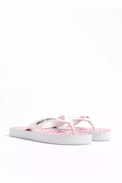 صندل نسائي أبيض مطاطي 