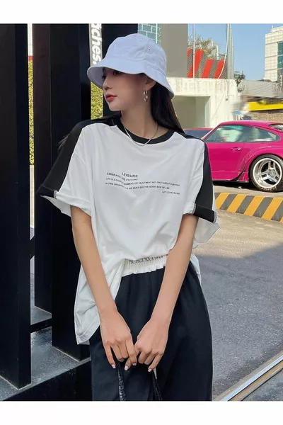 تي شيرت جيرسي واحد مجزأ من Leisure Future - أبيض أسود كبير الحجم رقبة مستديرة قصيرة الأكمام تي شيرت