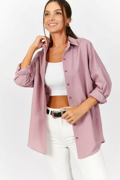 قميص أساسي طويل كبير الحجم للسيدات باللون الوردي -