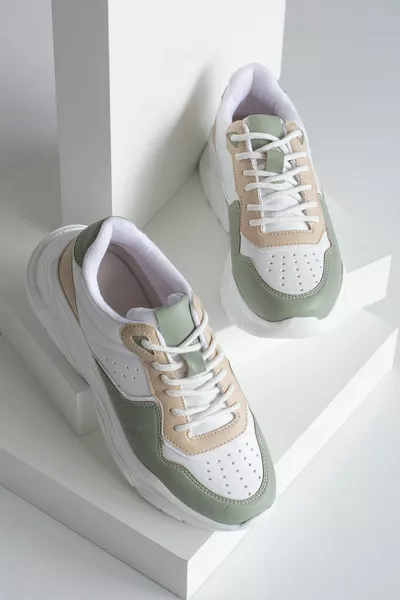 Женские белые зеленые повседневные кроссовки 5см подошва