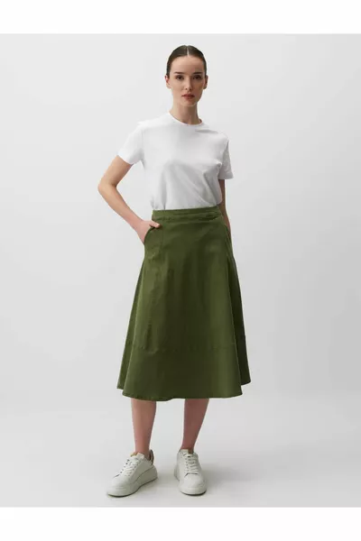 Юбка миди с обычной талией и карманами цвета хаки