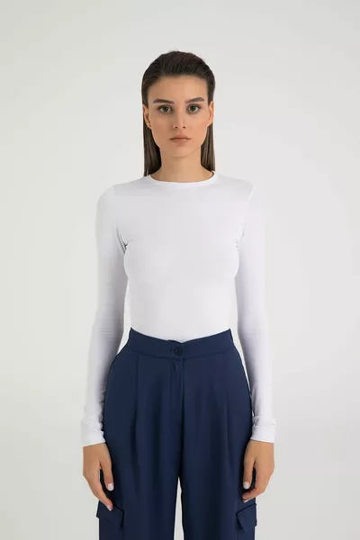 ناعم الملمس جولة الرقبة بلوزة أبيض