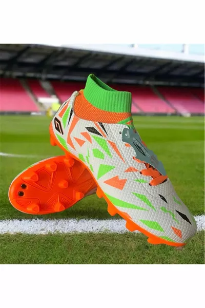 أحذية كرة القدم البيضاء للأطفال Astroturf أحذية كرة القدم