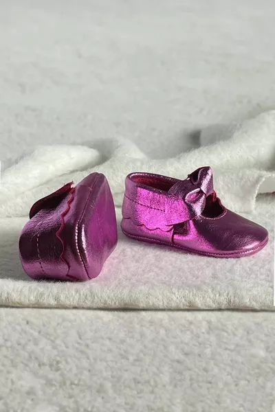 Метални лъскави бебешки обувки от естествена кожа First Step