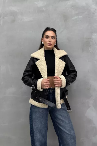 Дамско черно късо байкърско кожено яке с подплата от кожа