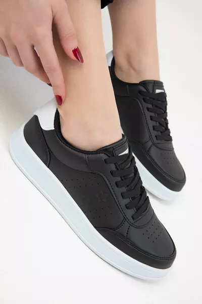 Black and White Women's Sneakers 