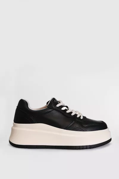 Laura Dames Sneakers Zwart